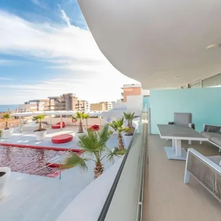 Apartment Exklusiv Laegenhet Naera Stranden *